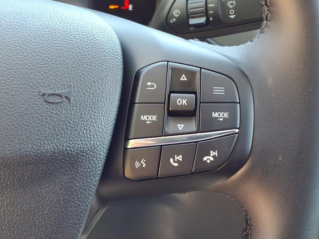 New 2026 Shadow Black Ford XLT image 25