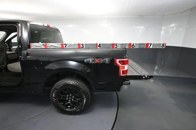 Used 2018 Black Ford XLT image 29