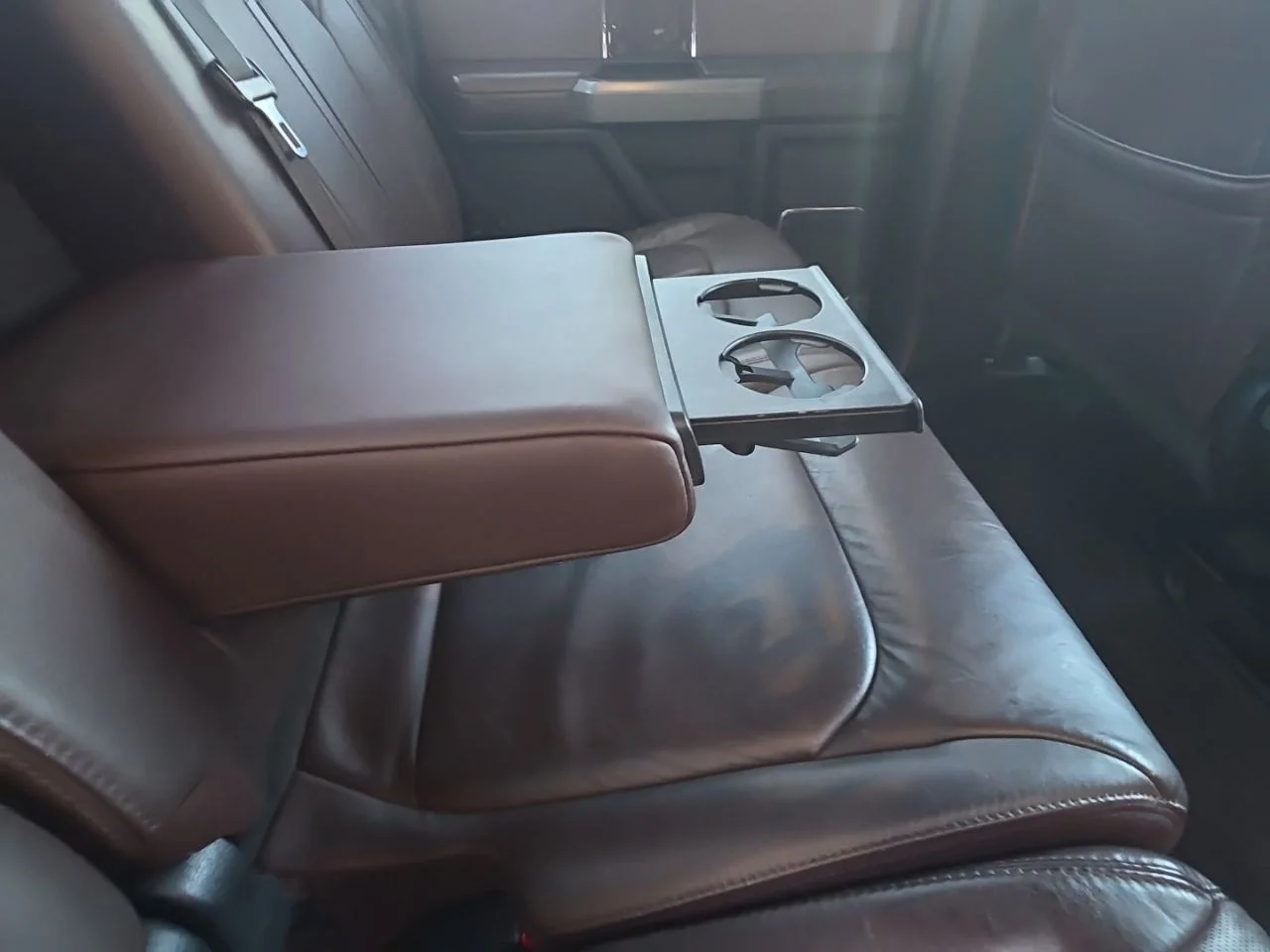 Used 2015 Black Ford Platinum image 21