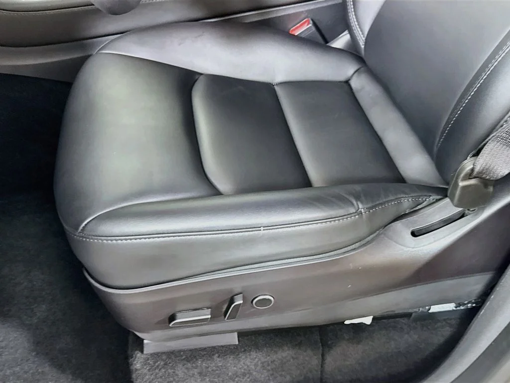 Used 2023 White Tesla Long Range image 21