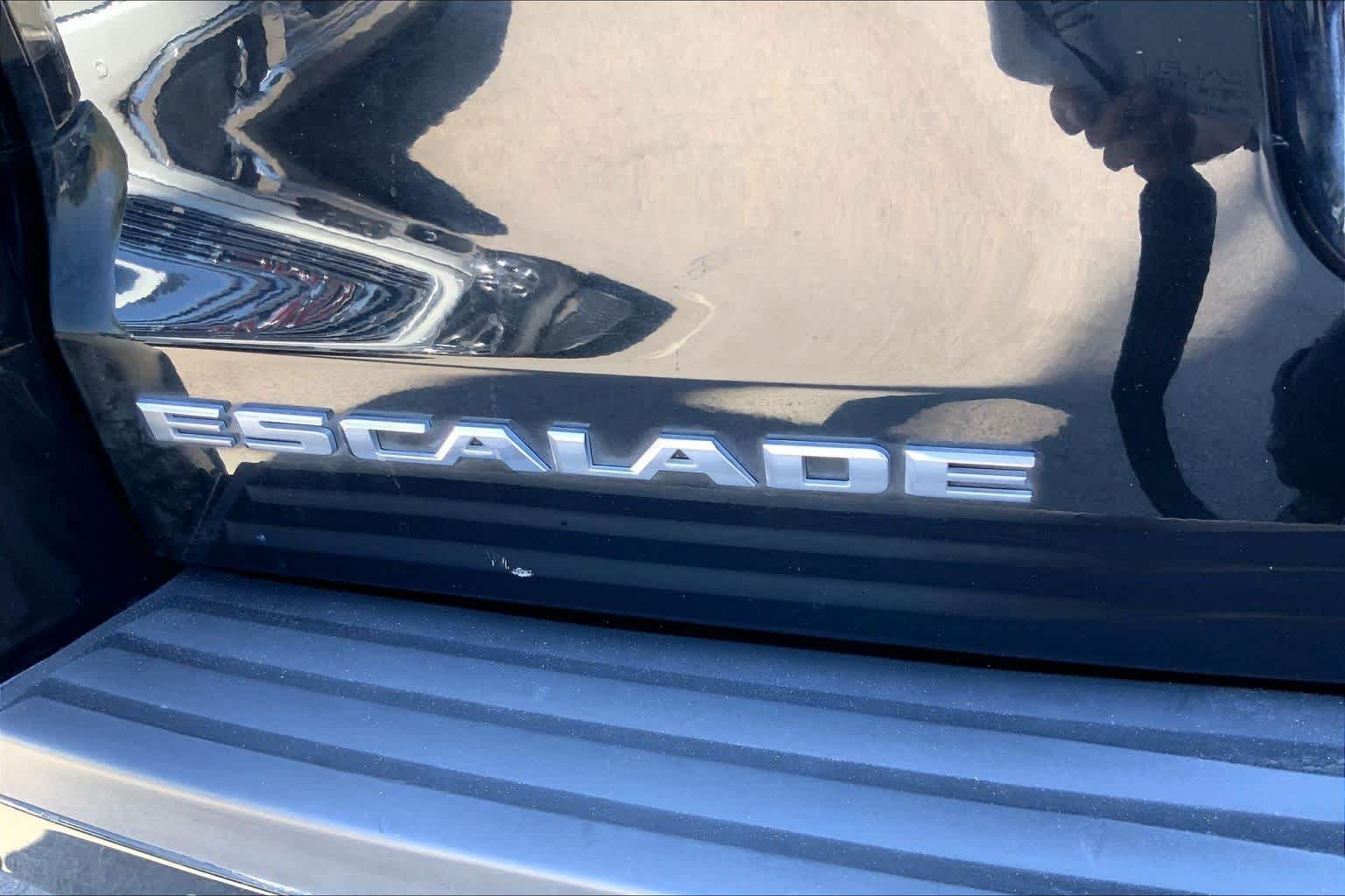 Used 2016 Black Raven Cadillac Standard image 9
