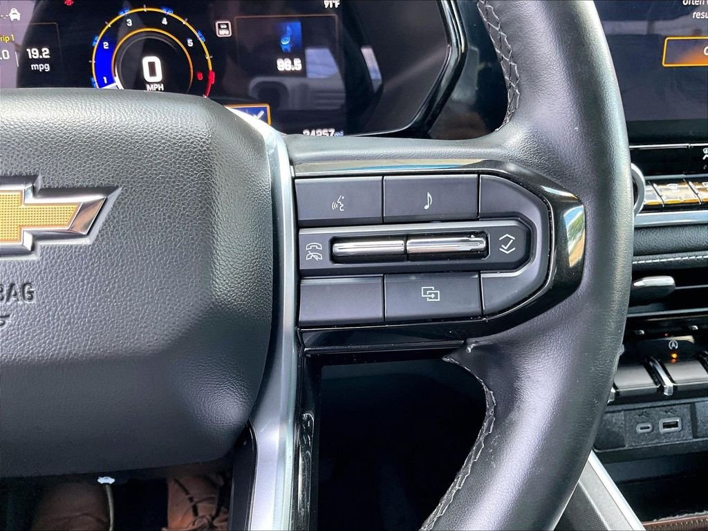 Used 2024 Gray Chevrolet LT image 23