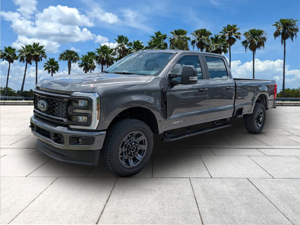 New 2026 Gray Ford XL image 3