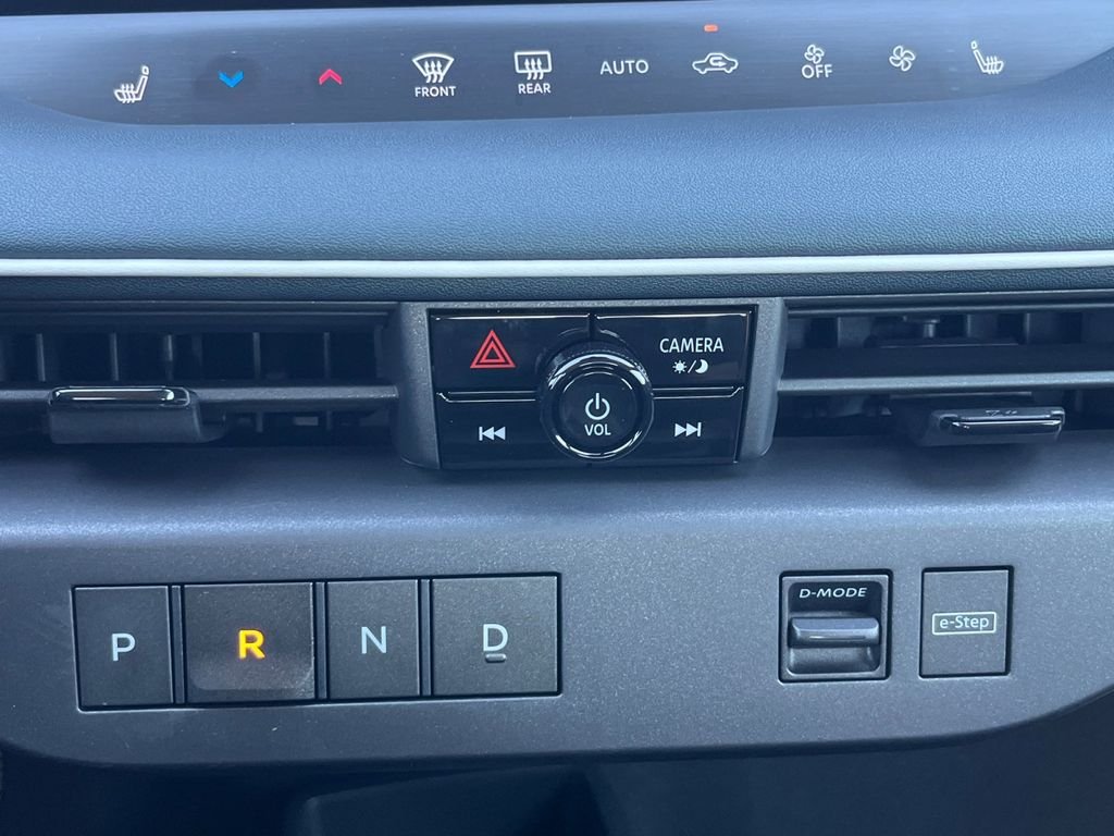 2026 Nissan LEAF SV+ - Photo 5