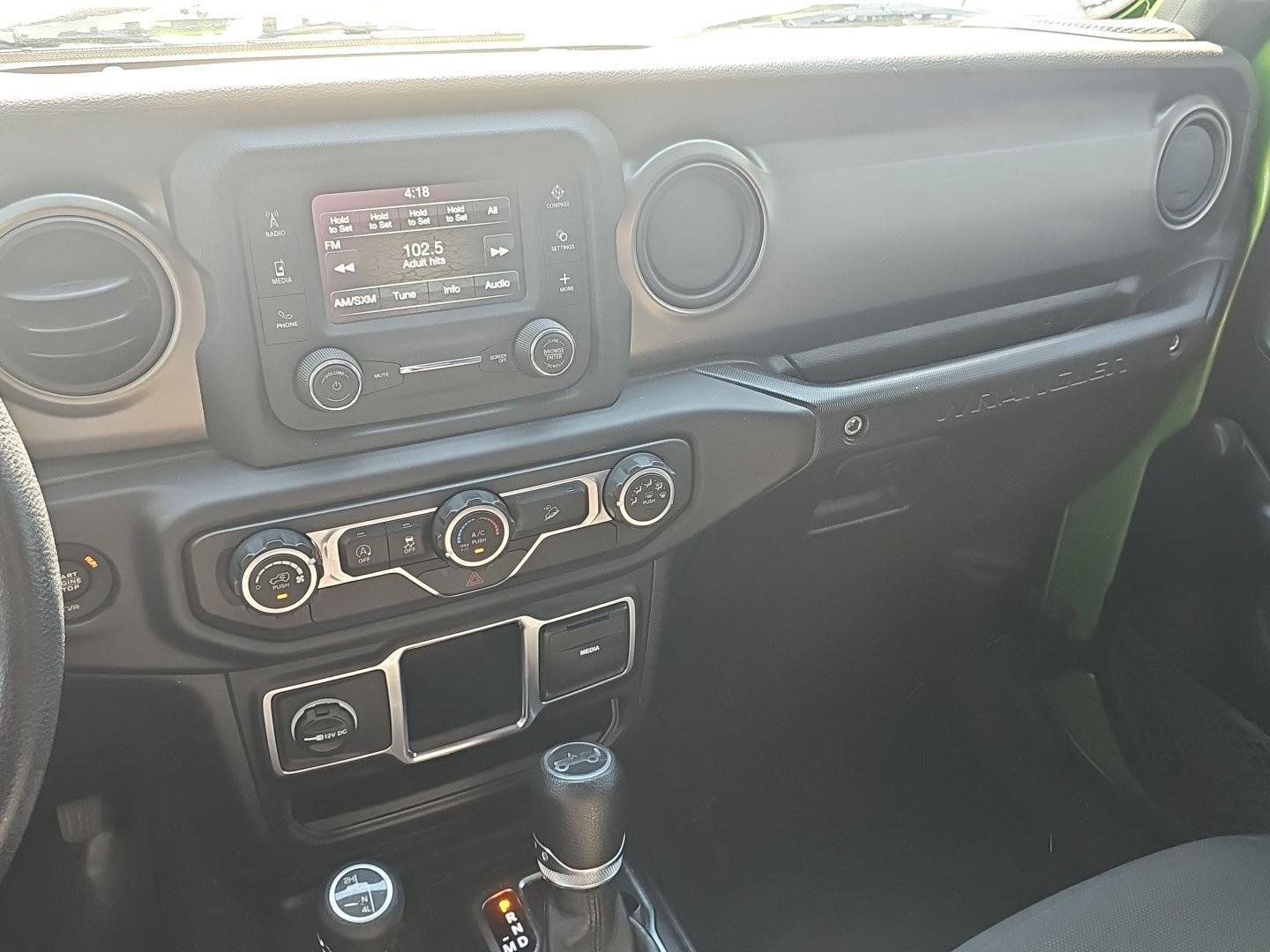 Used 2018 Mojito! Clearcoat Jeep Sport image 15