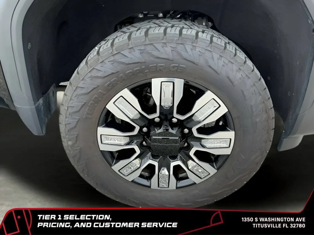 Used 2024 Onyx Black GMC Denali image 48