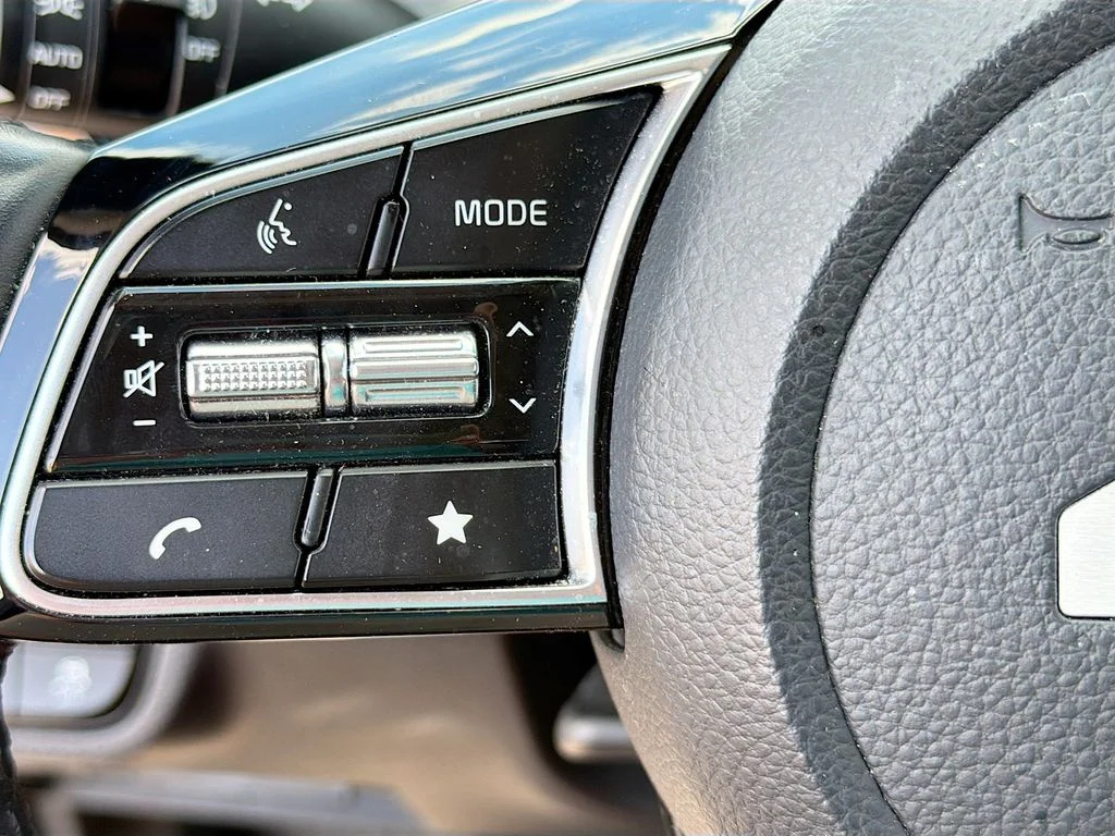 Used 2025 Gray Kia S image 16
