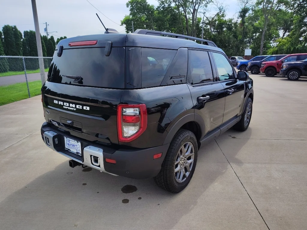 Used 2025 Shadow Black Ford Big Bend image 6