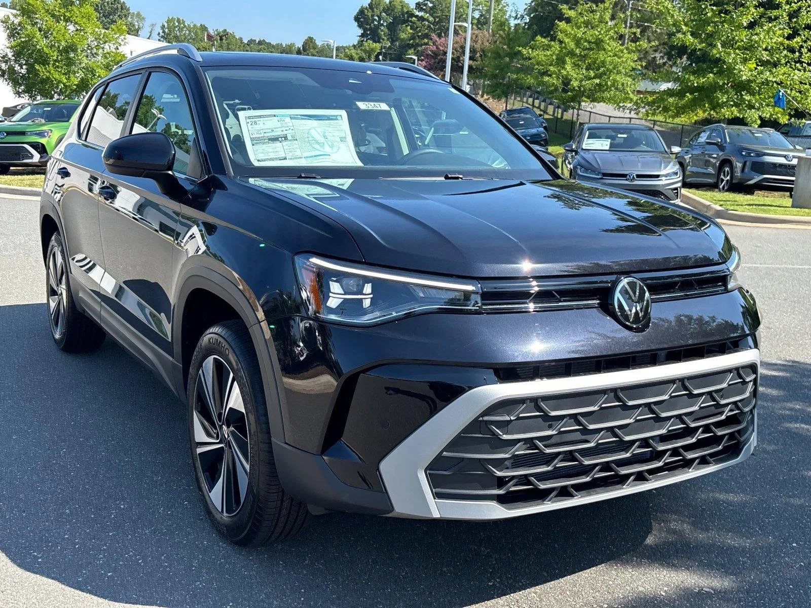 New 2026 Deep Black Pearl Volkswagen SE image 7