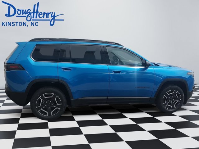 New 2026 Hydro Blue Pearl-Coat Exterior Paint Jeep Limited image 6