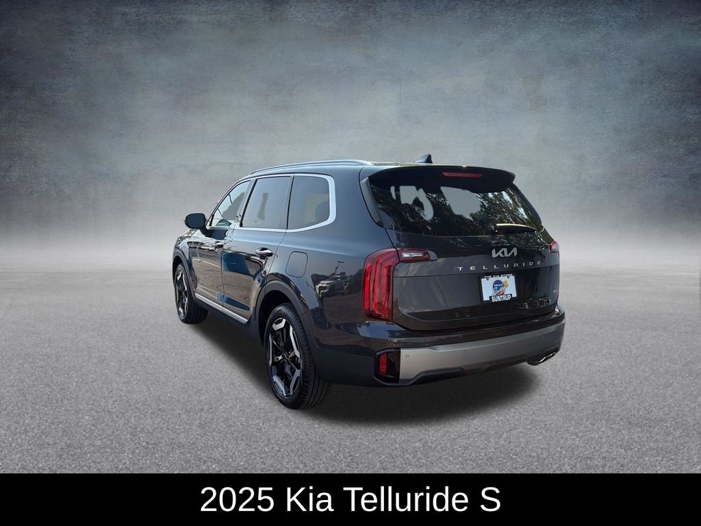 Used 2025 Gray Kia S image 3