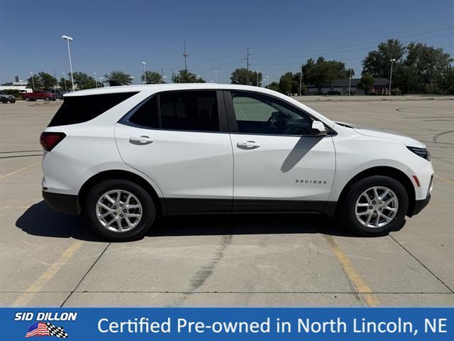 Used 2023 Summit White Chevrolet LT image 3