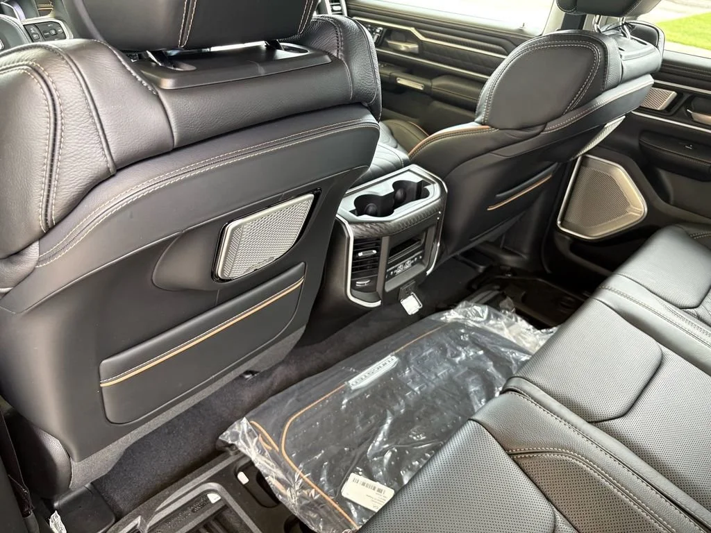2026 RAM 1500 Tungsten - Photo 11