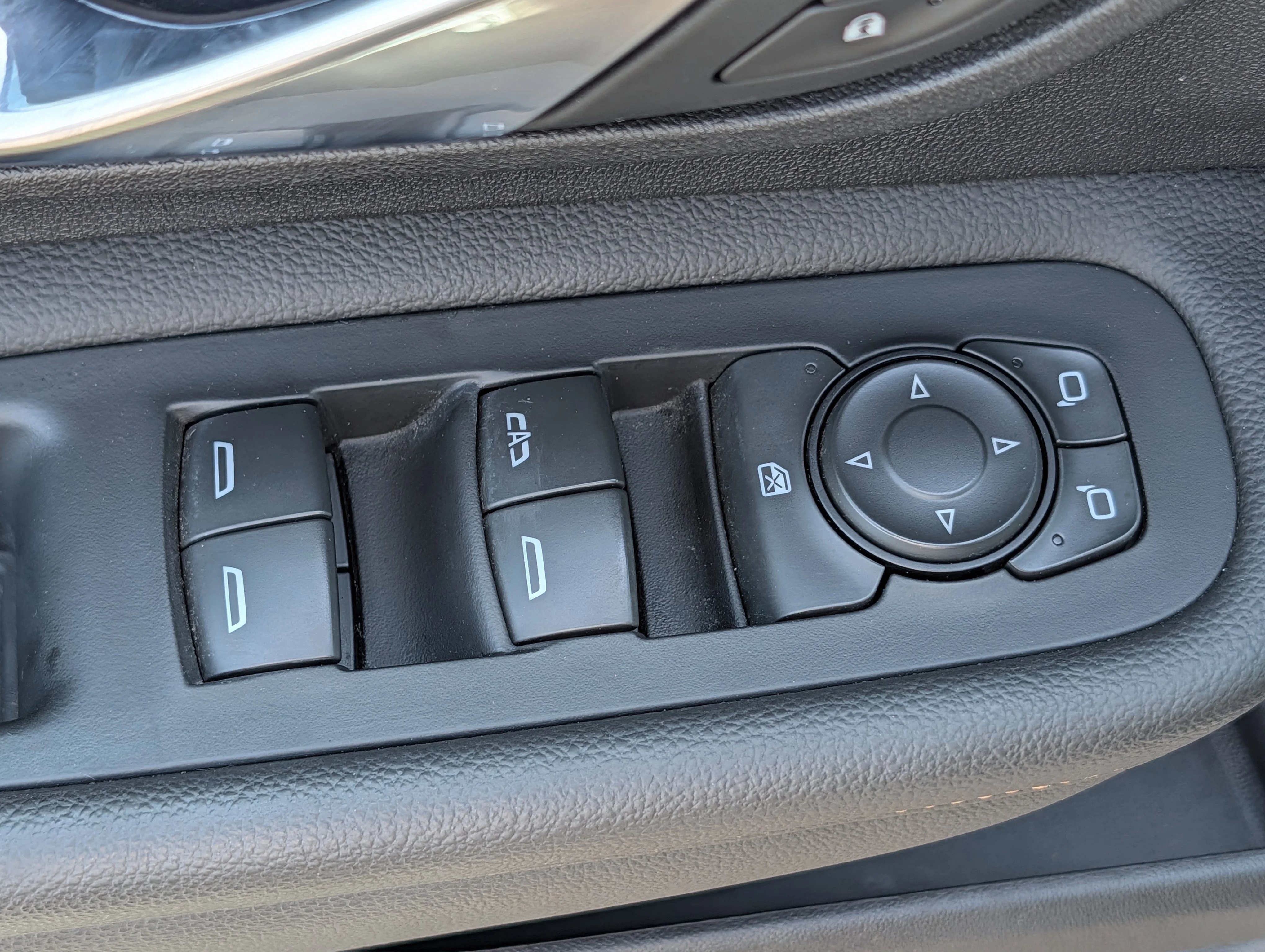 Used 2021 Satin Steel Metallic GMC SLE image 19