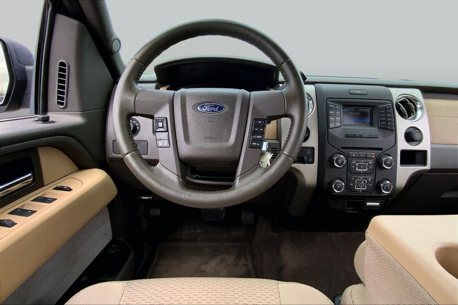 Used 2013 Tuxedo Black Metallic Ford XLT image 6