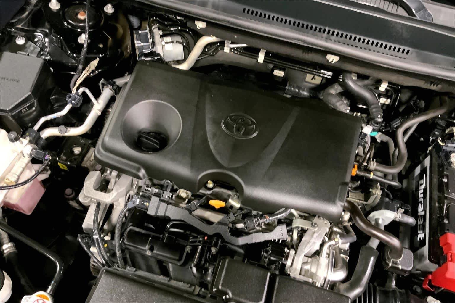 Used 2020 Midnight Black Metallic Toyota XLE image 33