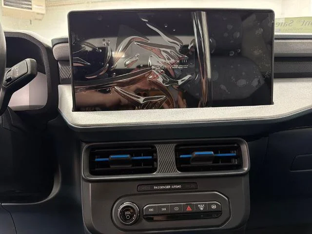 New 2026 Oxford White Ford XLT image 21