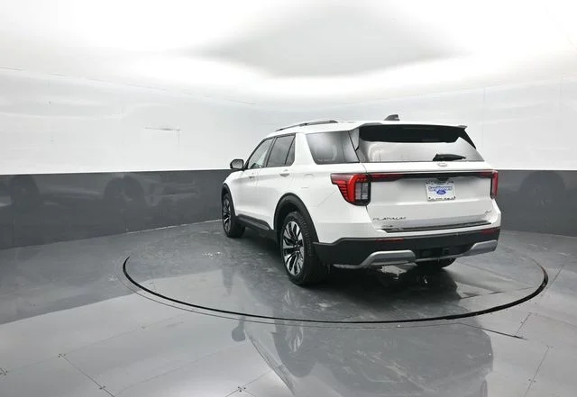 New 2026 Star White Metallic Tri-Coat Ford Platinum™ image 5