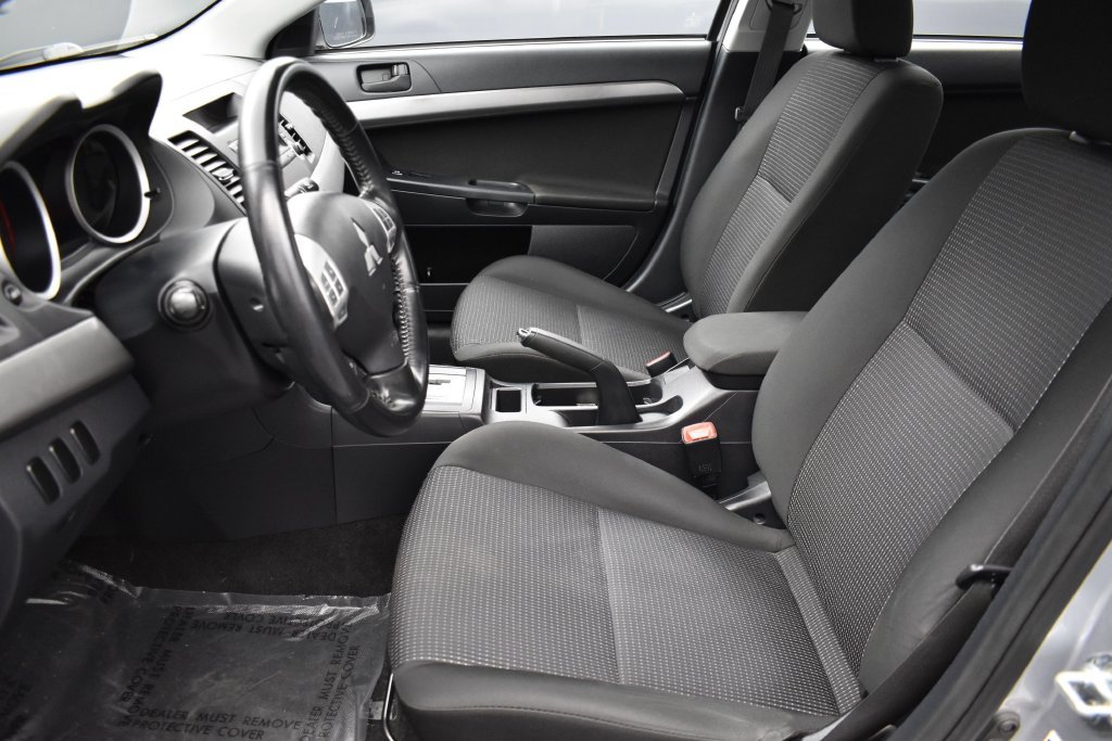 Used 2009 White Mitsubishi ES image 11