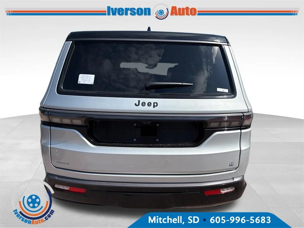New 2026 Silver Jeep  image 11