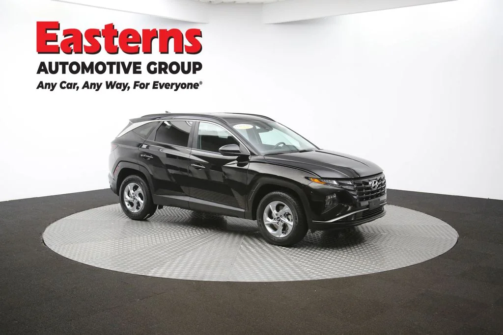 Used 2024 Black Hyundai SEL image 48