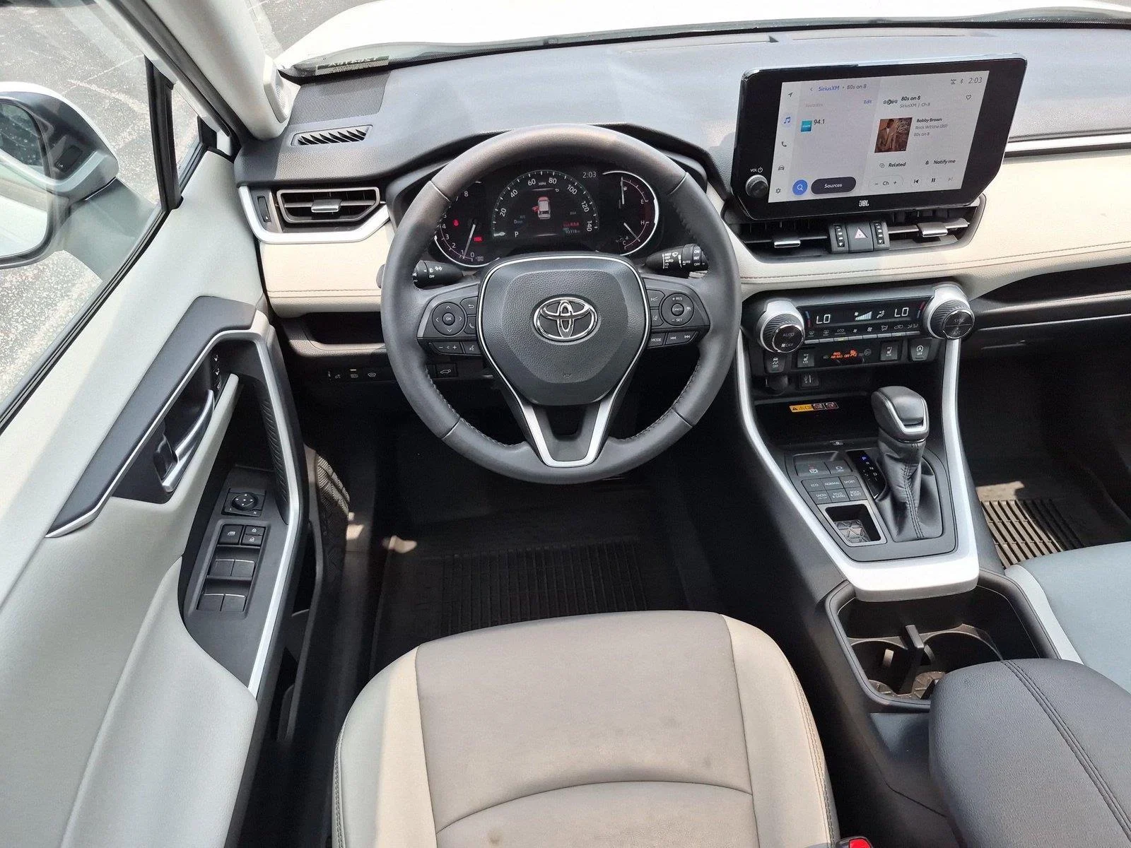 Used 2023 Wind Chill Pearl Toyota XLE Premium image 34