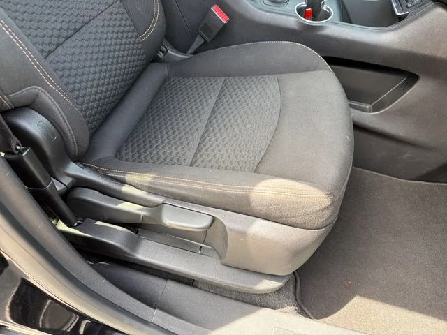 Used 2019 Black GMC SLE image 26