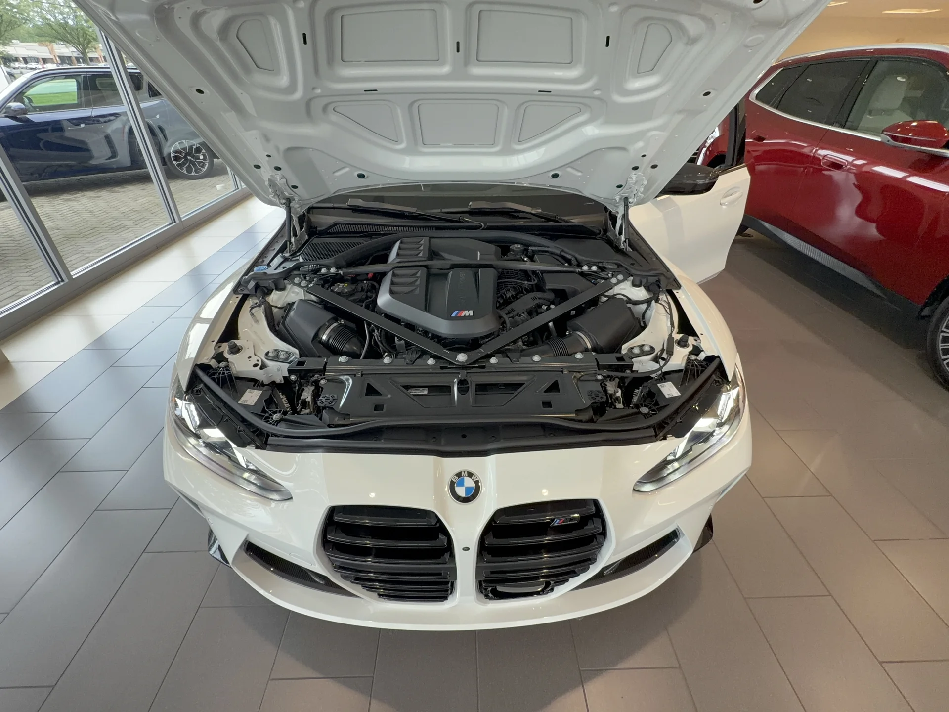 New 2027 Alpine White BMW Competition xDrive image 31