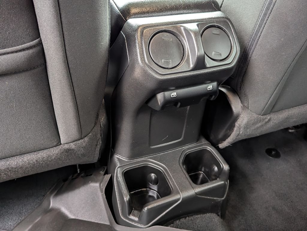 Used 2022 White Jeep Willys 4x4 image 17