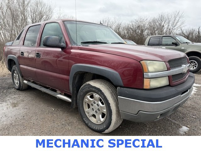 2004 Chevrolet Avalanche Base