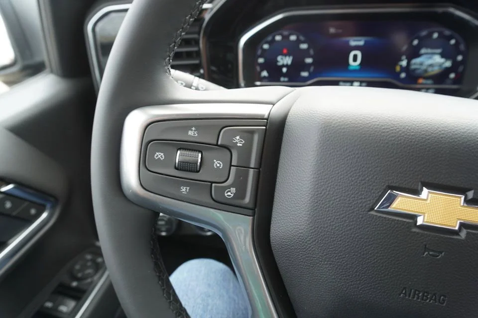 2025 Chevrolet Silverado 1500 LT - Photo 15