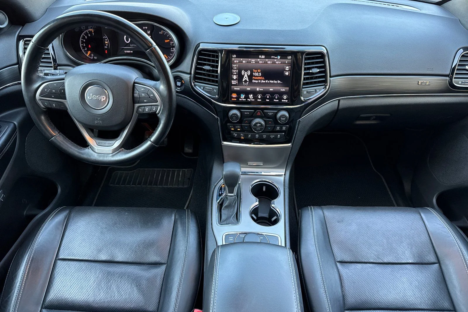 Used 2021 Red Jeep Limited image 5