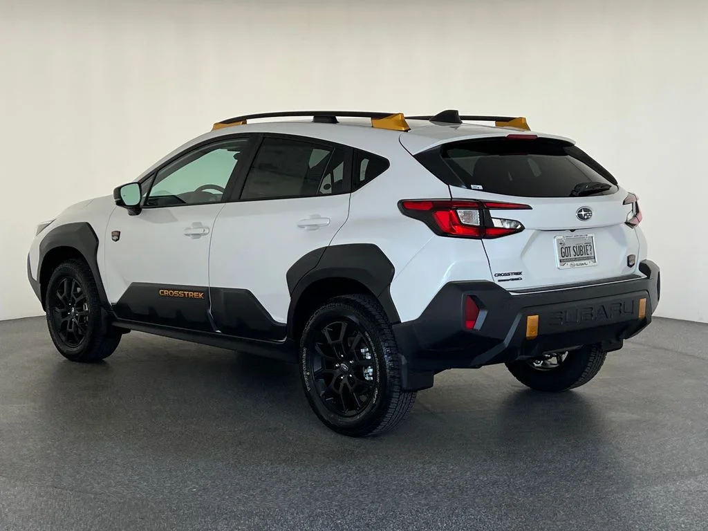 New 2026 CRYSTAL WHITE PEARL Subaru Wilderness image 7