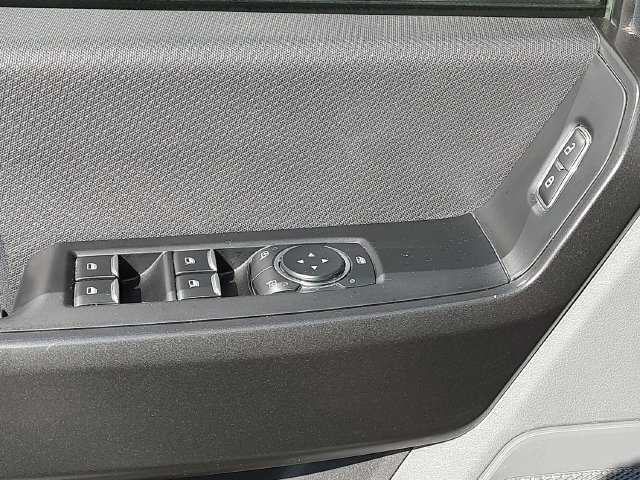 Used 2023 White Ford XL image 23