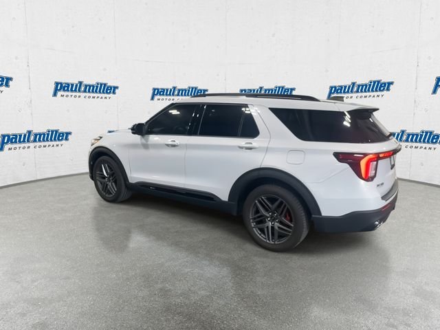 New 2026 Space White Metallic Ford ST image 8
