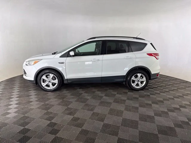 Used 2015 White Ford SE image 8