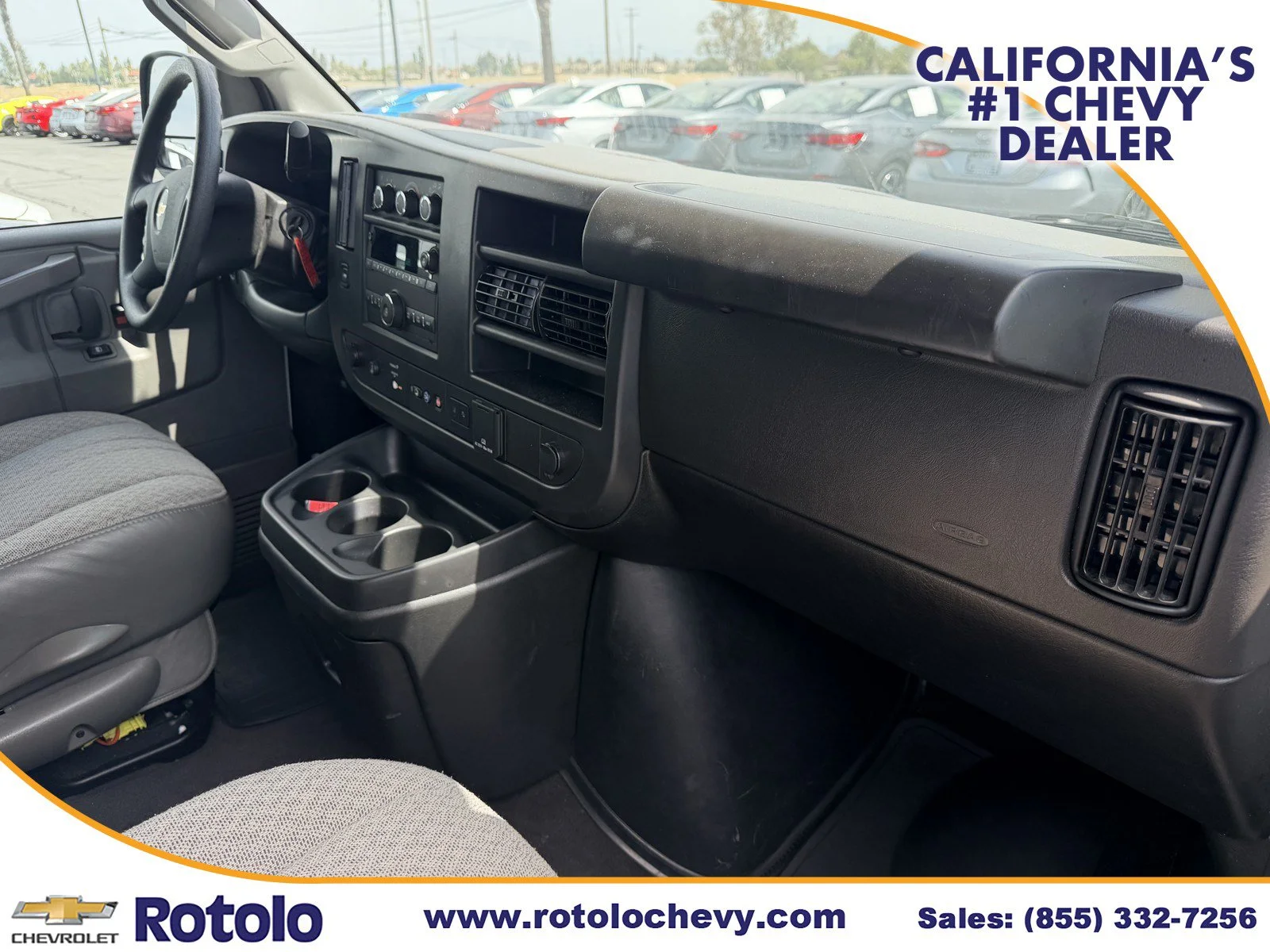 Used 2025 Summit White Chevrolet 1LT image 7