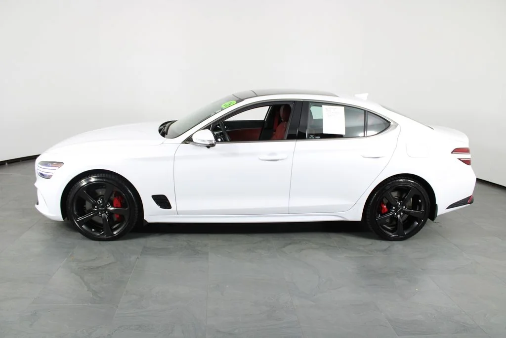 Used 2026 White Genesis 3.3T Sport Prestige image 12