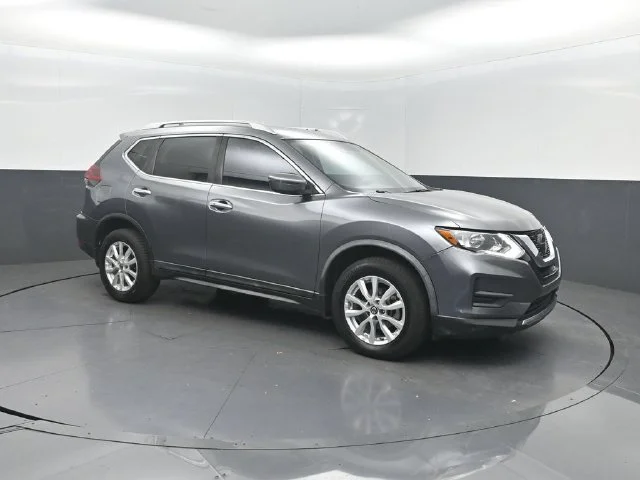 Used 2020 Gray Nissan SV image 33