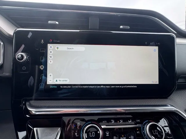 Certified Used 2025 Onyx Black GMC Denali image 35