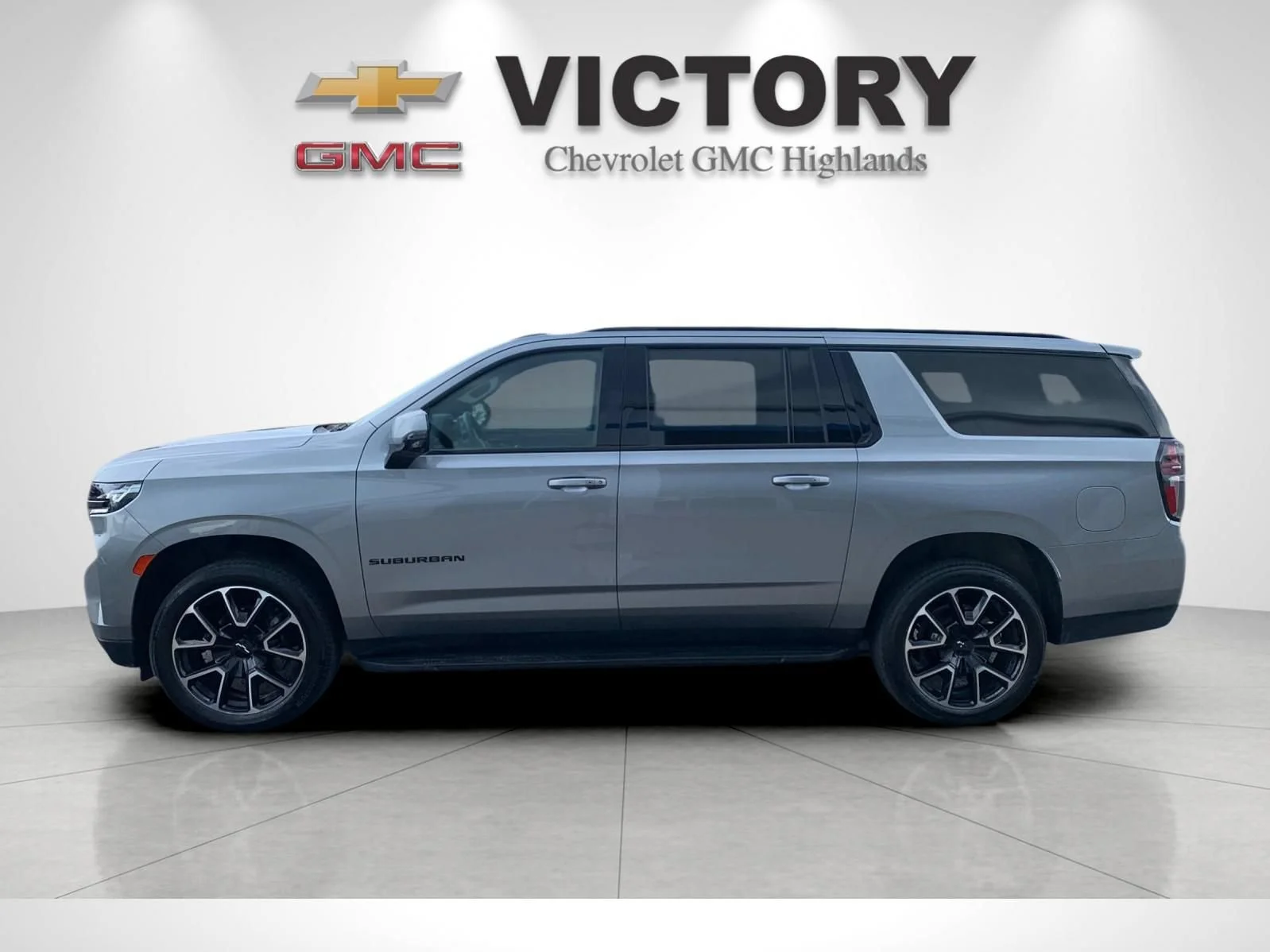Used 2024 Sterling Gray Metallic Chevrolet RST image 6
