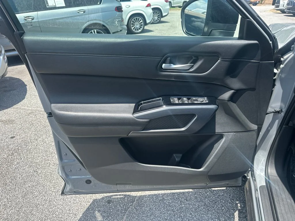 Used 2024 Gray Nissan SL image 10