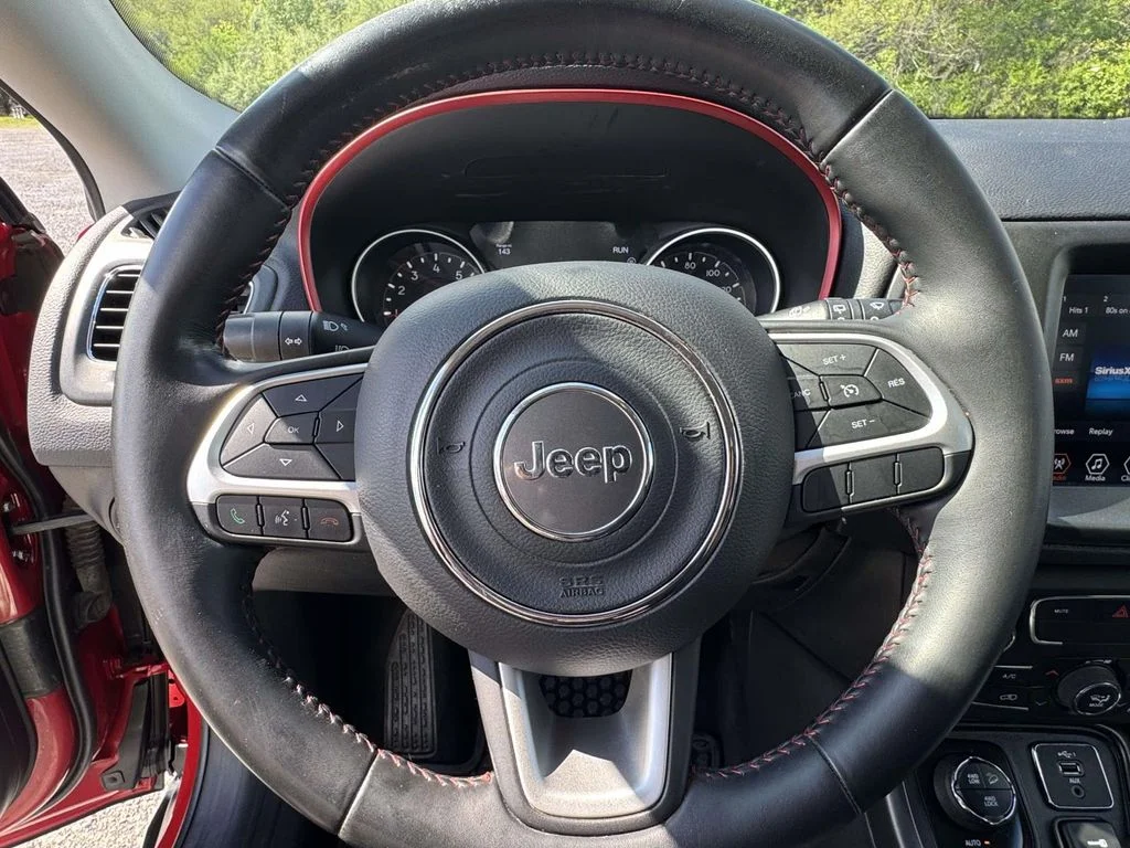 Used 2019 Red Jeep Trailhawk image 17