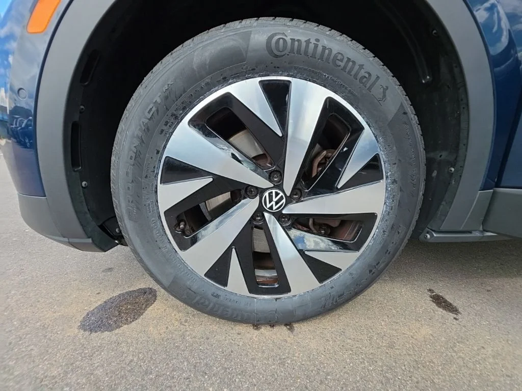Certified Used 2023  Volkswagen Pro image 25