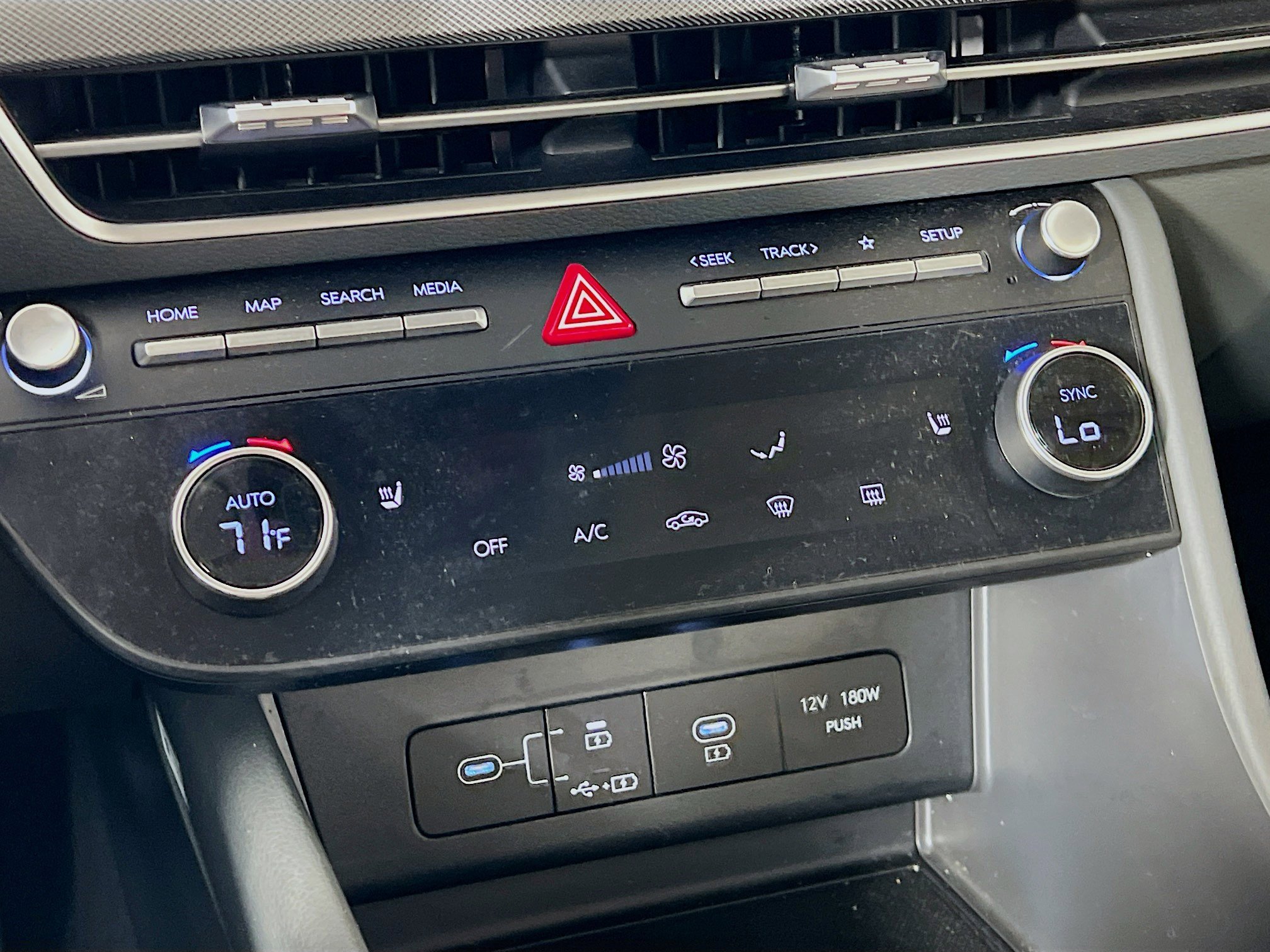 2025 Hyundai Sonata SEL - Photo 19