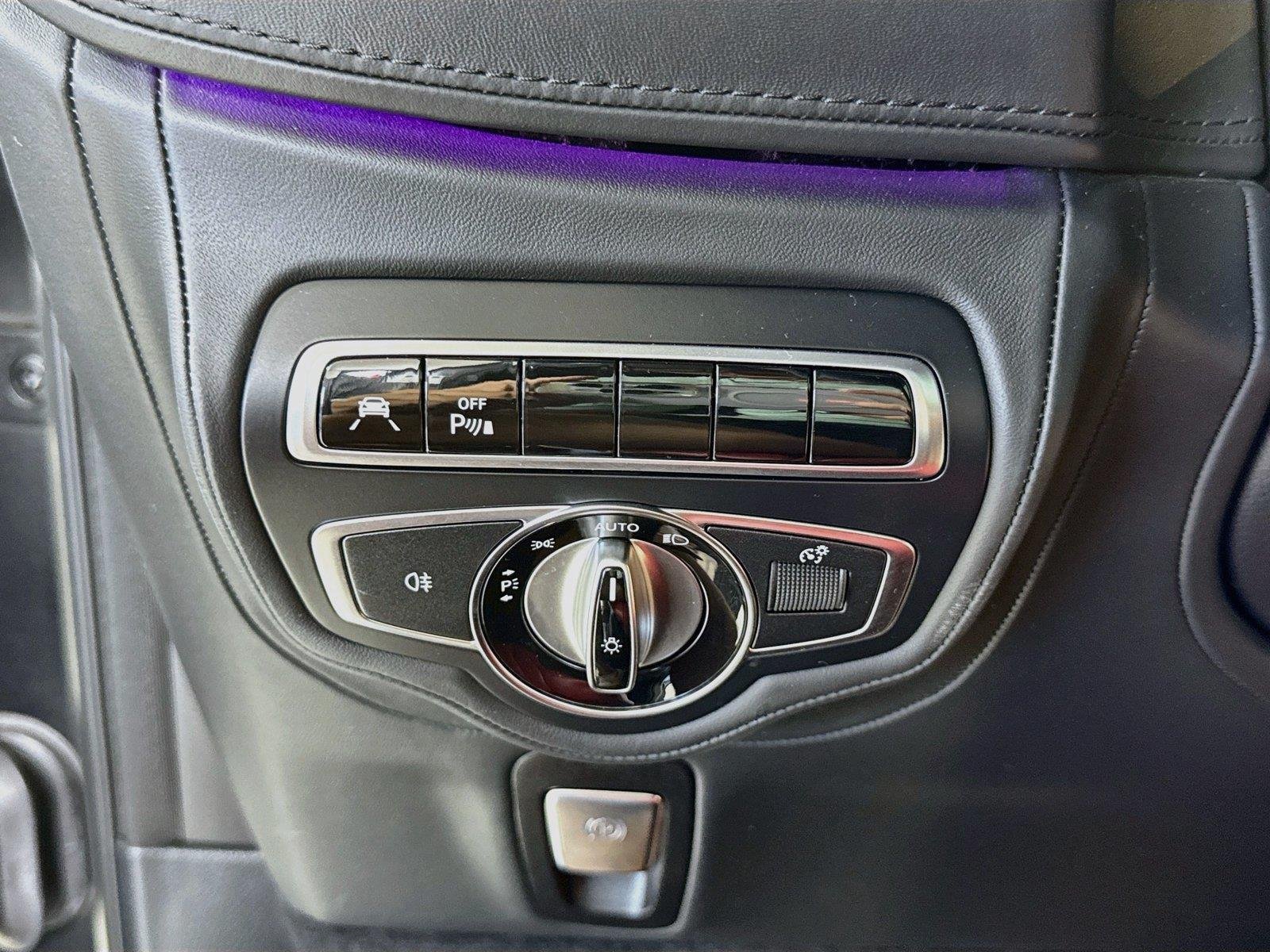 Used 2024 Obsidian Black Mercedes-Benz AMG® G 63 | Exclusive Int Pkg | Carbon Fiber Trim image 22