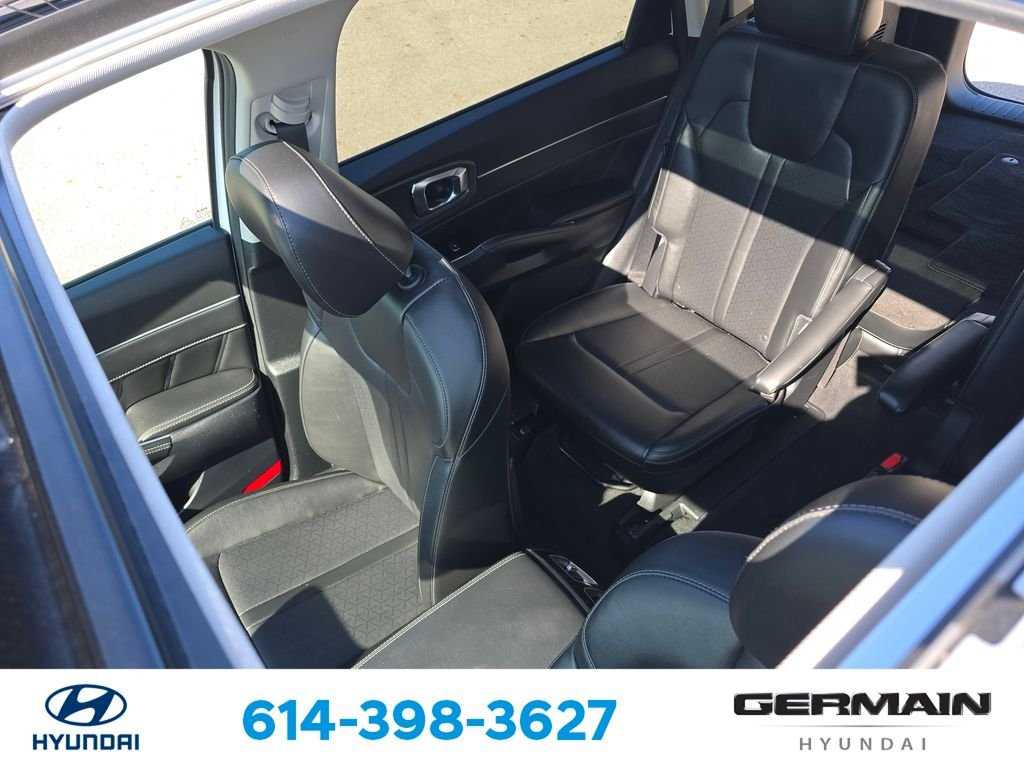 Used 2022 White Kia SX image 22