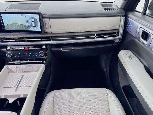 New 2026 Green Hyundai Limited FWD image 44