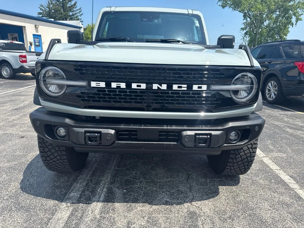 Used 2023 Gray Ford Wildtrak image 59