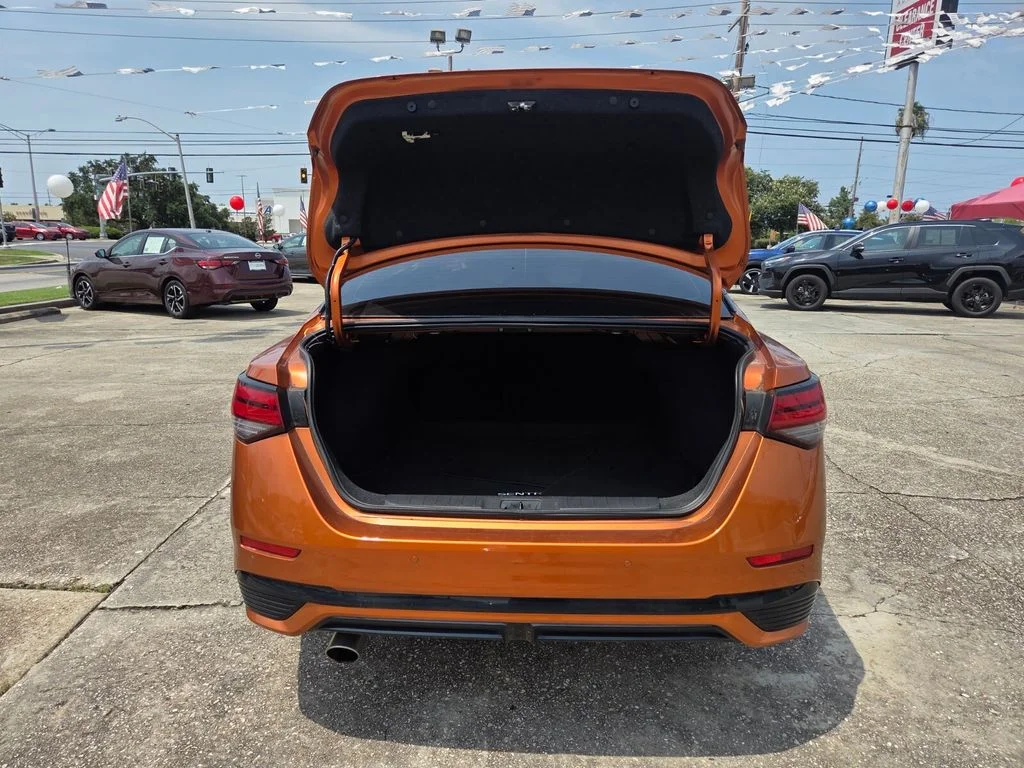 Used 2025 Orange Nissan SR image 27